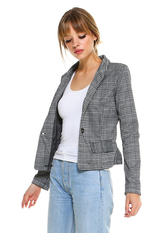 Classic Plaid Fitted Blazer - Vero.com 