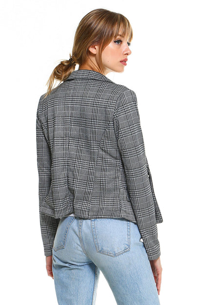 Classic Plaid Fitted Blazer - Vero.com 