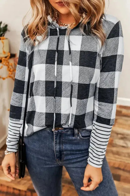 Plaid Drawstring Hoodie - Vero.com 